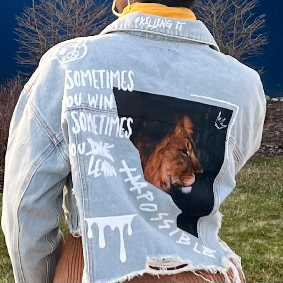 LIONHEART Crop Denim Jacket (light wash)